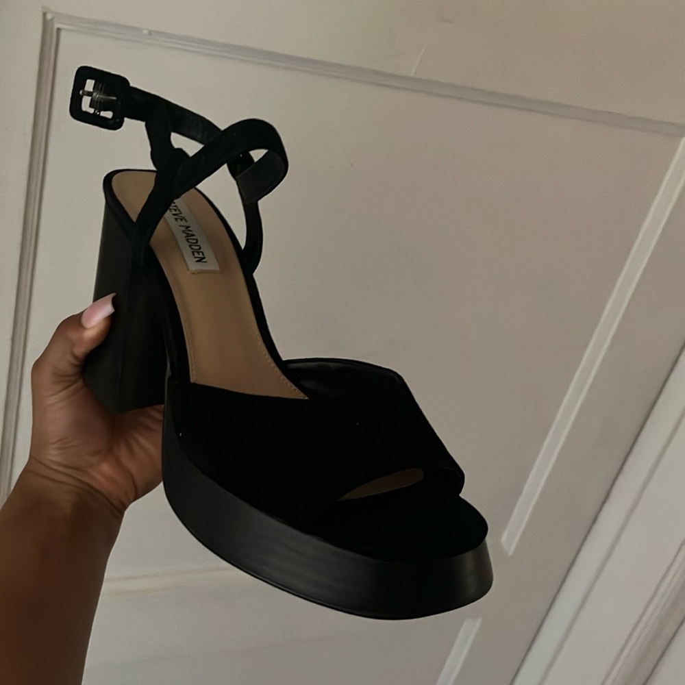 Steve Madden platform heel